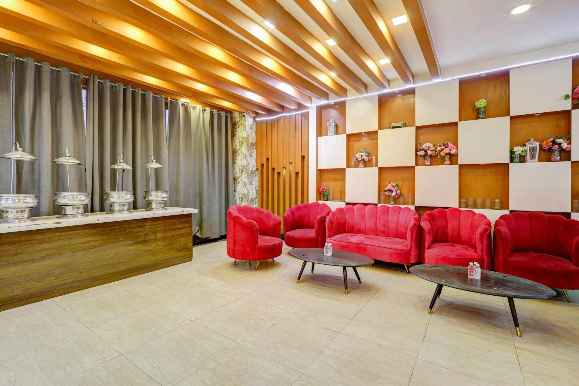 Hotel Wedlock Sector - 47 Gurgaon Exterior photo