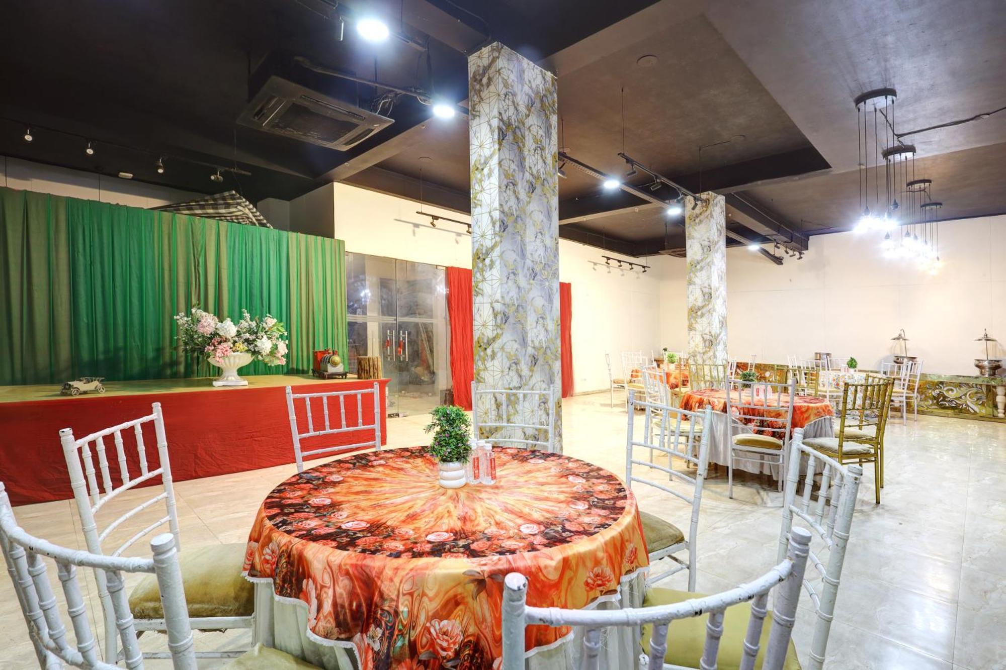 Hotel Wedlock Sector - 47 Gurgaon Exterior photo